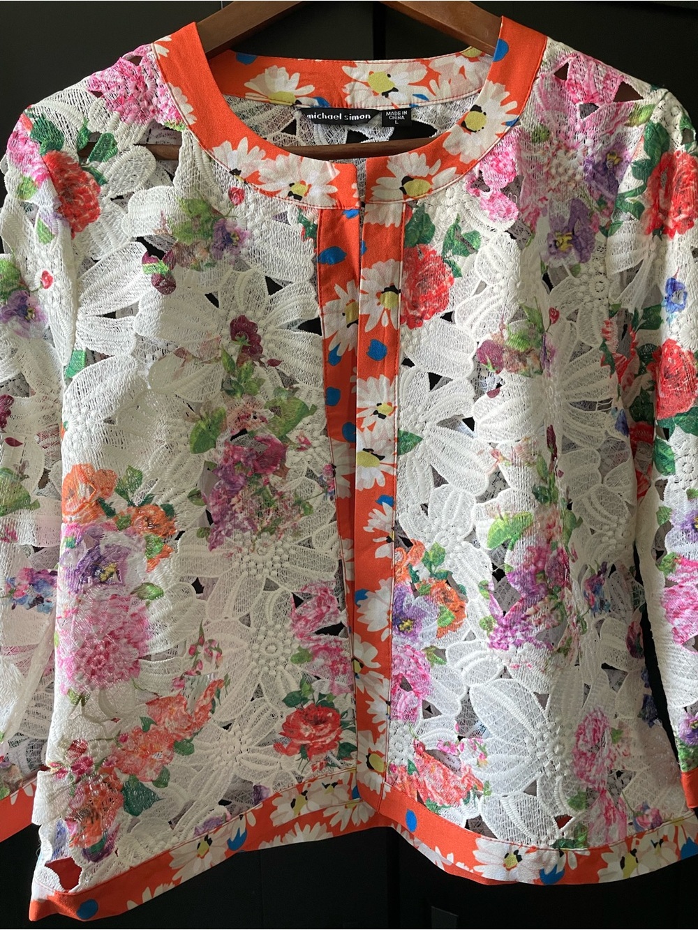 Beautiful Vintage Michael Simon Silk Lace top size medium-large